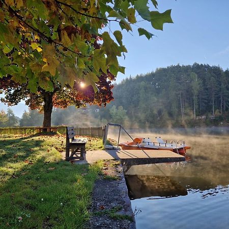 Hotel Am Wolfgrubenersee ソプラボルツァーノ エクステリア 写真