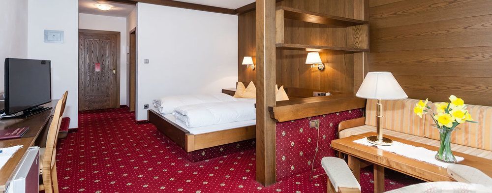 Hotel Am Wolfgrubenersee ソプラボルツァーノ エクステリア 写真