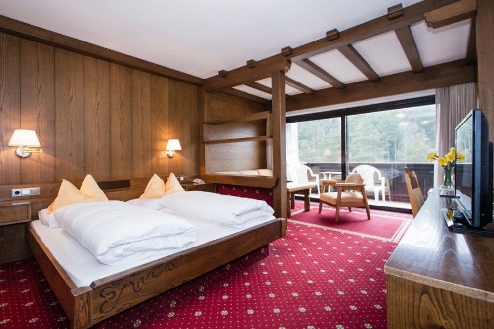 Hotel Am Wolfgrubenersee ソプラボルツァーノ エクステリア 写真