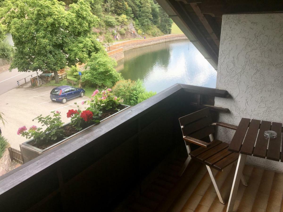 Hotel Am Wolfgrubenersee ソプラボルツァーノ エクステリア 写真